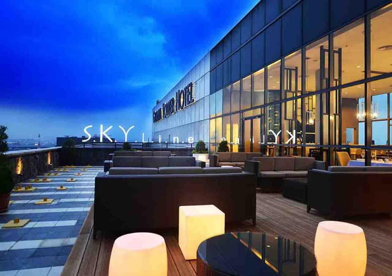 Gumaya Tower Hotel Semarang Exteriör bild